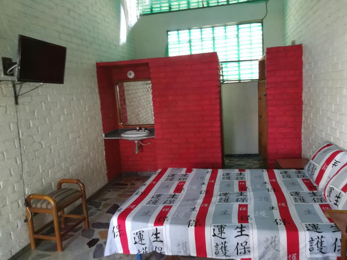 Hotel Sael Tocaima Bagian luar foto